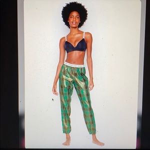 VS Logo Flannel Jogger